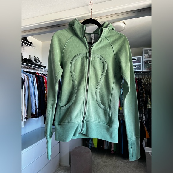 Lululemon Scuba Hoodie - size 4 - vintage green - Picture 3 of 5